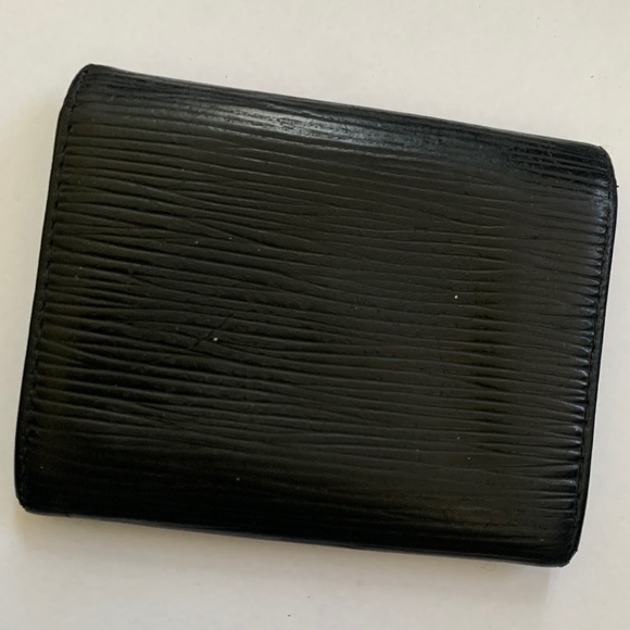 Vintage Louis Vuitton Epi Leather Porte Coin Purse - Picture 2 of 10